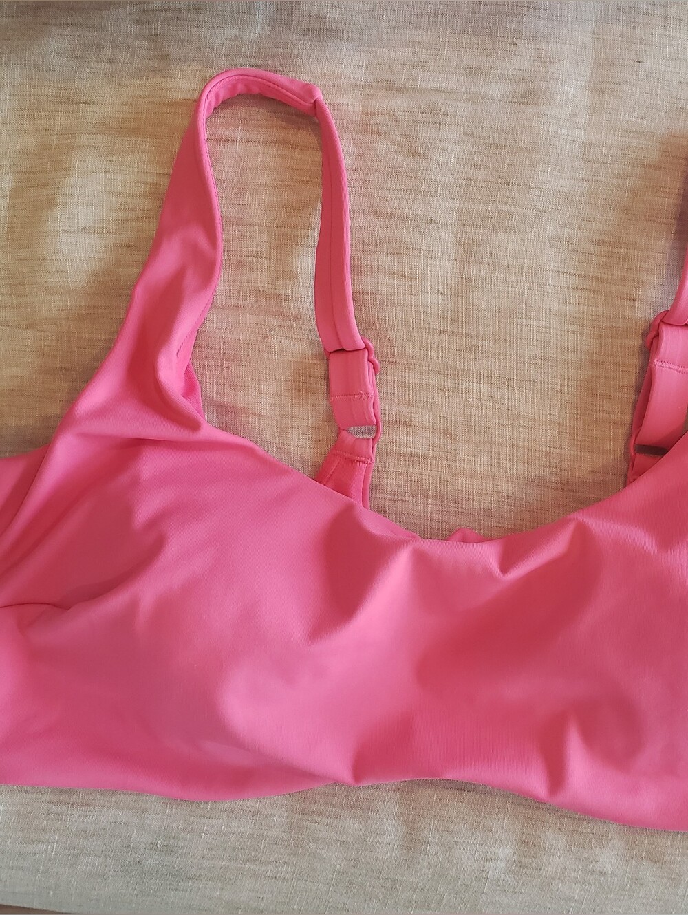 NWOT Athleta Hot Pink Scoop Sports Bra, L